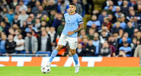 تقارير: الهلال السعودي يجتمع بكانسيلو لحسم الصفقة نهائيًا